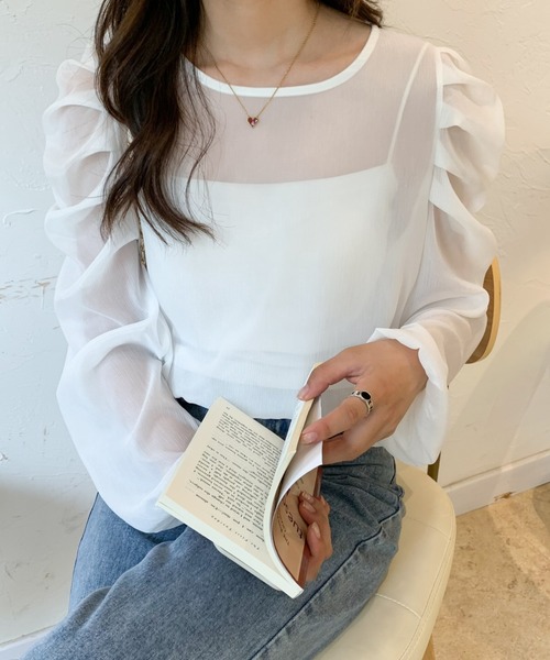 ECLIN(エクラン)の「パワーショルダーシアーブラウス(シャツ/ブラウス・レディース・ホワイト/チャコールグレー/ブラック/ベージュ・FREE)」の11枚目の写真