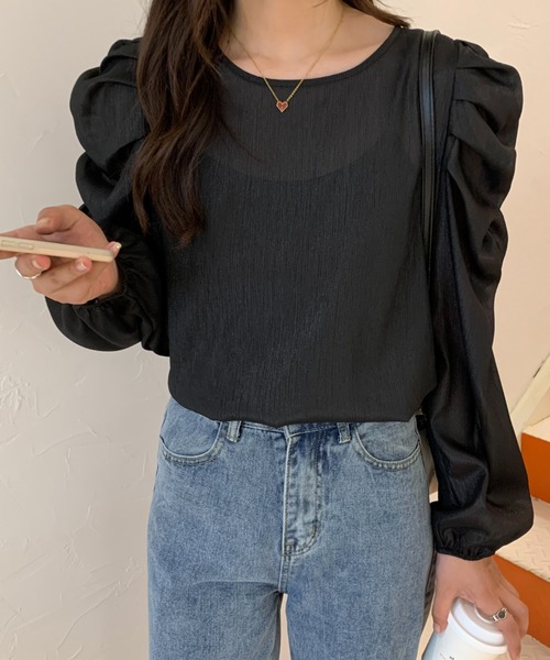 ECLIN(エクラン)の「パワーショルダーシアーブラウス(シャツ/ブラウス・レディース・ホワイト/チャコールグレー/ブラック/ベージュ・FREE)」の5枚目の写真