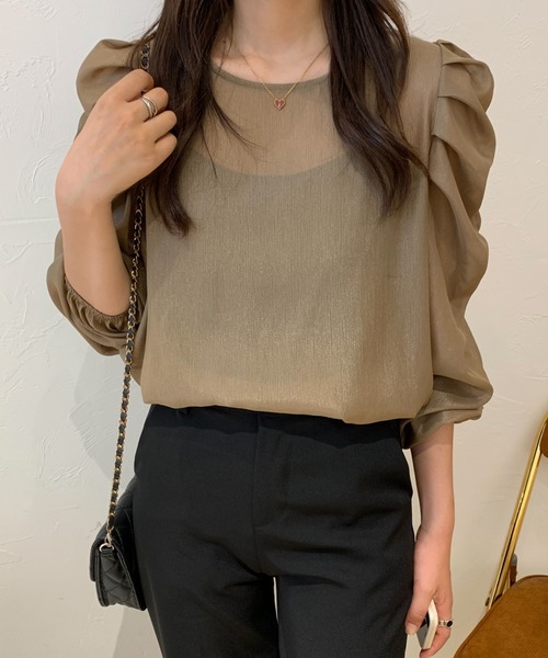 ECLIN(エクラン)の「パワーショルダーシアーブラウス(シャツ/ブラウス・レディース・ホワイト/チャコールグレー/ブラック/ベージュ・FREE)」の8枚目の写真