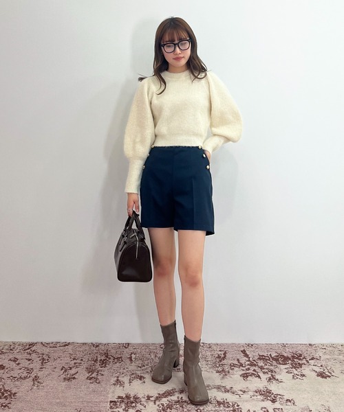 EPIMI E'PIMMY（エピミエピミー）の「袖ボリュームシャギーニット（ニット/セーター・レディース・ベージュ/ピンク/ブラック/オフホワイト・MEDIUM）」の7枚目の写真