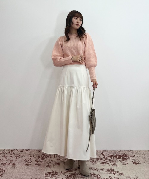 EPIMI E'PIMMY（エピミエピミー）の「袖ボリュームシャギーニット（ニット/セーター・レディース・ベージュ/ピンク/ブラック/オフホワイト・MEDIUM）」の16枚目の写真