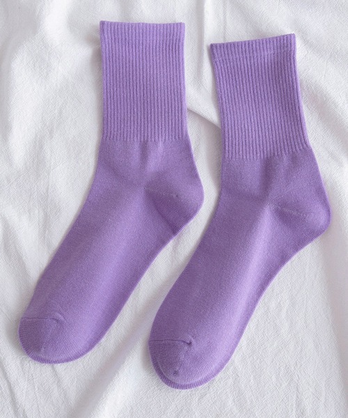 EPICKS（エピックス）の「ネオンカラー　ミドルソックス　レディースソックス靴下（ソックス/靴下・レディース・オレンジ/カーキ/ライトピンク/ブラック/ホワイト/ライトグリーン/ブルー/パープル/ターコイズブルー/ライトパープル/イエロー/ピンク/ライム/ダークグリーン・F）」の10枚目の写真