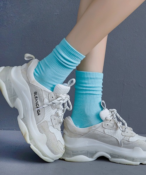 EPICKS（エピックス）の「ネオンカラー　ミドルソックス　レディースソックス靴下（ソックス/靴下・レディース・オレンジ/カーキ/ライトピンク/ブラック/ホワイト/ライトグリーン/ブルー/パープル/ターコイズブルー/ライトパープル/イエロー/ピンク/ライム/ダークグリーン・F）」の7枚目の写真