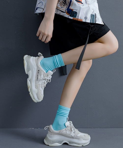 EPICKS（エピックス）の「ネオンカラー　ミドルソックス　レディースソックス靴下（ソックス/靴下・レディース・オレンジ/カーキ/ライトピンク/ブラック/ホワイト/ライトグリーン/ブルー/パープル/ターコイズブルー/ライトパープル/イエロー/ピンク/ライム/ダークグリーン・F）」の20枚目の写真