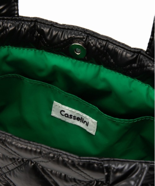 Casselini（キャセリーニ）の「Casselini(キャセリーニ)キルティングフリルバッグ（ハンドバッグ・レディース・ブラック/アイボリー/グリーン/オレンジ・FREE）」の6枚目の写真