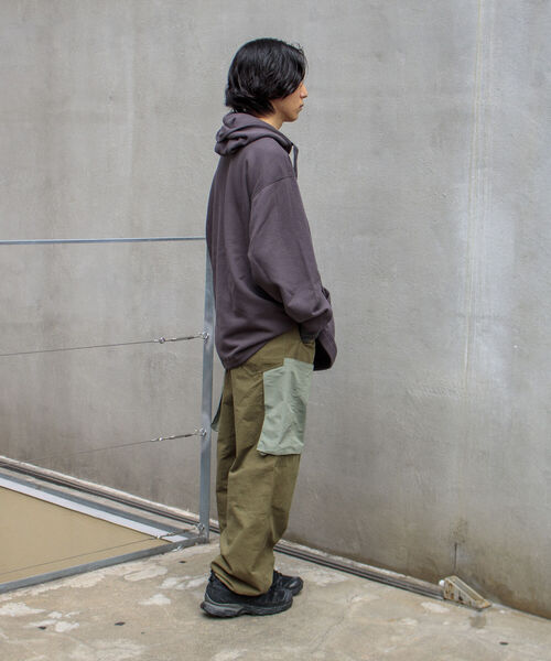 ARMY TWILL(アーミーツイル)の「【ARMY TWILL/アーミーツイル】アノラックパーカー スウェットパーカー 後付けフード 裏起毛(パーカー・メンズ・キャメル/チャコールグレー・M/L)」の19枚目の写真