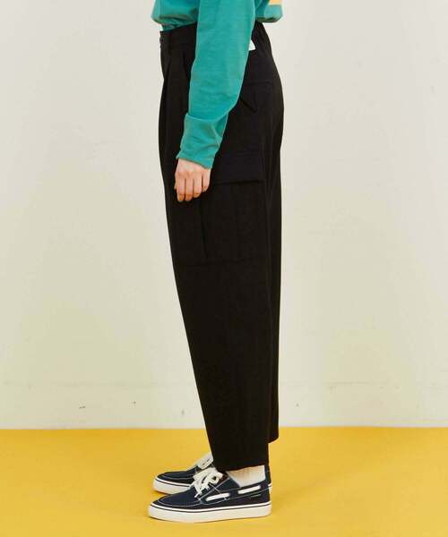 FRAPBOIS PARK(フラボアパーク)の「コールカーゴ パンツ(その他パンツ・レディース・ブラック/グリーン・2/1/3)」の3枚目の写真