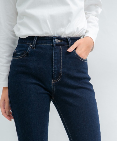 Honeys（ハニーズ）の「暖デニムスキニーパンツ（股下６７ｃｍ）（デニムパンツ・レディース・インディゴブルー/ブラック・SS/S/M/L/LL）」の6枚目の写真