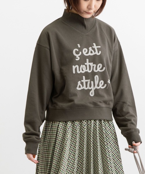 POU DOU DOU(プードゥドゥ)の「裏毛コンパクトロゴスウェット(Tシャツ/カットソー・レディース・ライトブルー/アイボリー/ダークグレー/マスタード・3)」の2枚目の写真