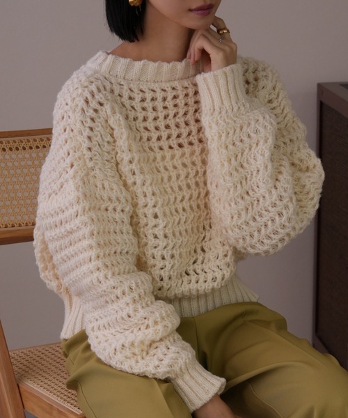 IAMUSE(アイアミューズ)の「ざっくりボリュームニット S0814【IAMUSE】(ニット/セーター・レディース・ブルー/アイボリー/レッド・FREE)」の2枚目の写真