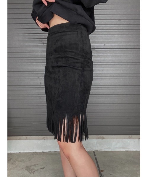 AMAIL(アマイル)の「Suede furi skirt(スカート・レディース・ブラック/ライトブラウン・FREE)」の1枚目の写真