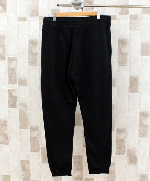 Calvin Klein（カルバン・クライン）の「CK アイコニックカーブ シームジョガーパンツ ICONIC CURVED SEAM JOGGER（スウェットパンツ・メンズ・ブラック・M/L/XL）」の2枚目の写真