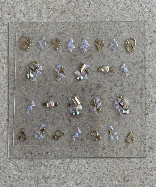 LOWRYS FARM（ローリーズファーム）の「ネイルアートシール　178589（ネイルシール/ネイルチップ・レディース・その他4/その他1/その他2/その他3・FREE）」の6枚目の写真