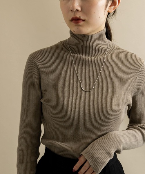 SMELLY（スメリー）の「メタルカーブスライドネックレス（ネックレス・レディース・シルバー/ゴールド・-）」の5枚目の写真