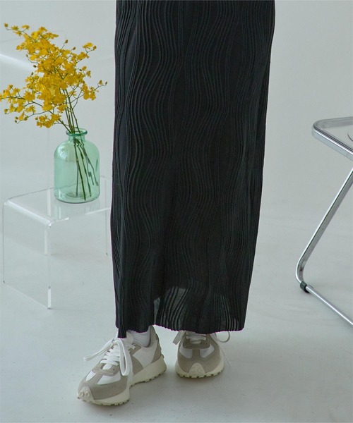 miette(ミエット)の「ウェーブ柄キャミソールワンピース(ワンピース・レディース・ライトブルー/ブラック/オレンジ・FREE)」の5枚目の写真