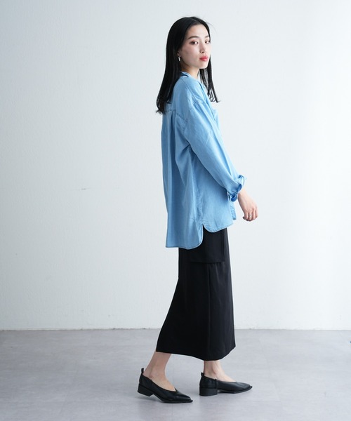 COLONY 2139（コロニートゥーワンスリーナイン）の「テンセルデニムダブルポケット長袖シャツ（シャツ/ブラウス・レディース・ブルー/サックスブルー・MEDIUM/SMALL）」の18枚目の写真