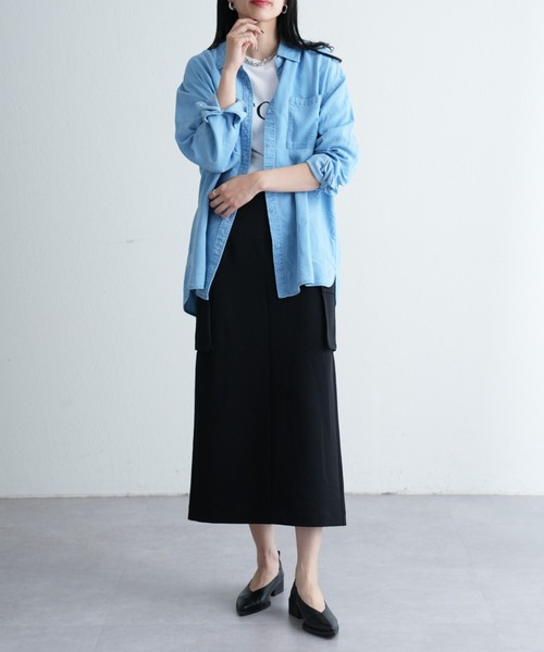 COLONY 2139（コロニートゥーワンスリーナイン）の「テンセルデニムダブルポケット長袖シャツ（シャツ/ブラウス・レディース・ブルー/サックスブルー・MEDIUM/SMALL）」の21枚目の写真