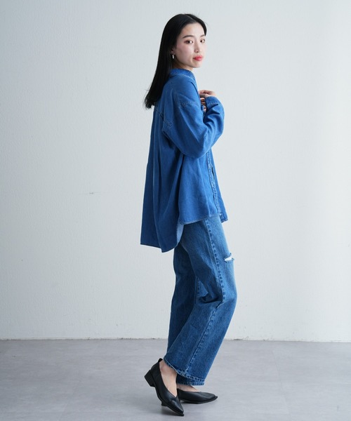 COLONY 2139（コロニートゥーワンスリーナイン）の「テンセルデニムダブルポケット長袖シャツ（シャツ/ブラウス・レディース・ブルー/サックスブルー・MEDIUM/SMALL）」の8枚目の写真