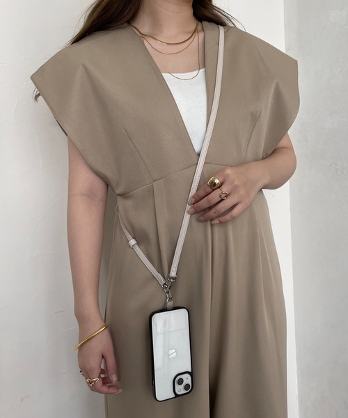 prose verse（プロズヴェール）の「合皮ベルトスマホストラップ（スマホグッズ・レディース・ブラック/シルバー/グリーン/アイボリー/ピンク・ﾌﾘ-）」の6枚目の写真