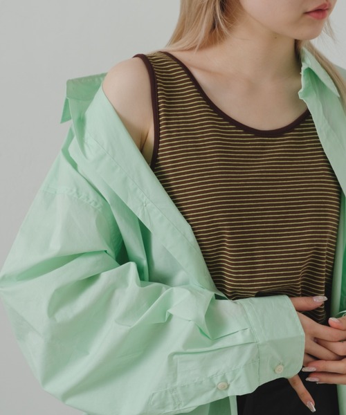 WHIMSIC（ウィムジック）の「【UNISEX/新色追加】マイクロボーダータンクトップ（タンクトップ・メンズ・ベージュ/パープル/ブラウン/オレンジ/ホワイト/チャコールグレー/ブルー・FREE）」の4枚目の写真