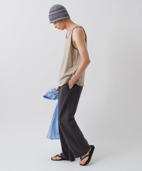 WHIMSIC（ウィムジック）の「【UNISEX/新色追加】マイクロボーダータンクトップ（タンクトップ・メンズ・ベージュ/パープル/ブラウン/オレンジ/ホワイト/チャコールグレー/ブルー・FREE）」の9枚目の写真