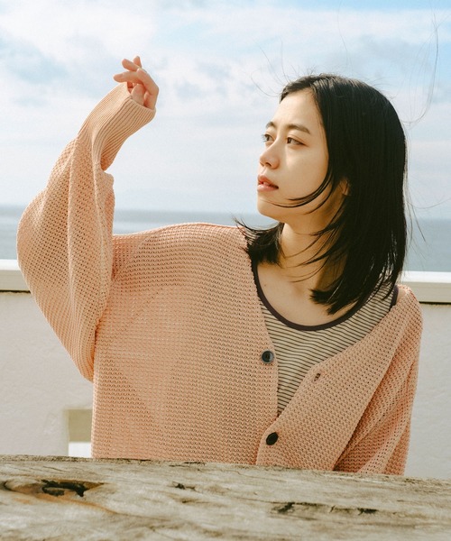 WHIMSIC（ウィムジック）の「【UNISEX/新色追加】マイクロボーダータンクトップ（タンクトップ・メンズ・ベージュ/パープル/ブラウン/オレンジ/ホワイト/チャコールグレー/ブルー・FREE）」の8枚目の写真