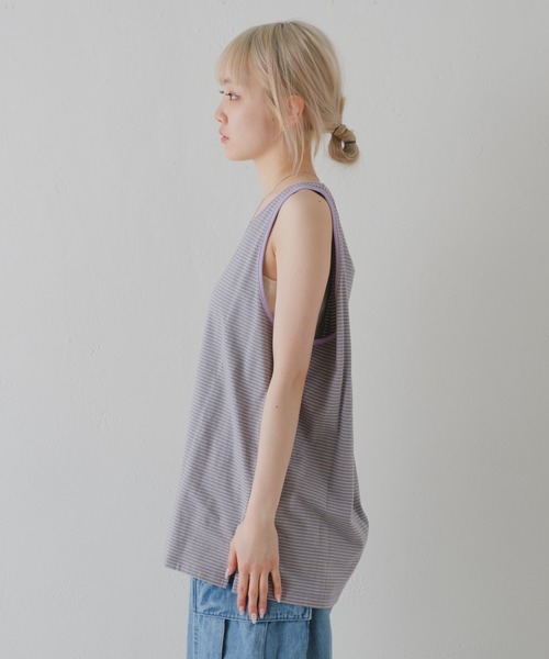 WHIMSIC（ウィムジック）の「【UNISEX/新色追加】マイクロボーダータンクトップ（タンクトップ・メンズ・ベージュ/パープル/ブラウン/オレンジ/ホワイト/チャコールグレー/ブルー・FREE）」の18枚目の写真