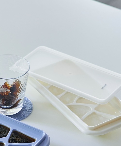 LAKOLE（ラコレ）の「氷山型製氷機 / 188800（キッチンツール・レディース・ブルー/ホワイト・FREE）」の2枚目の写真