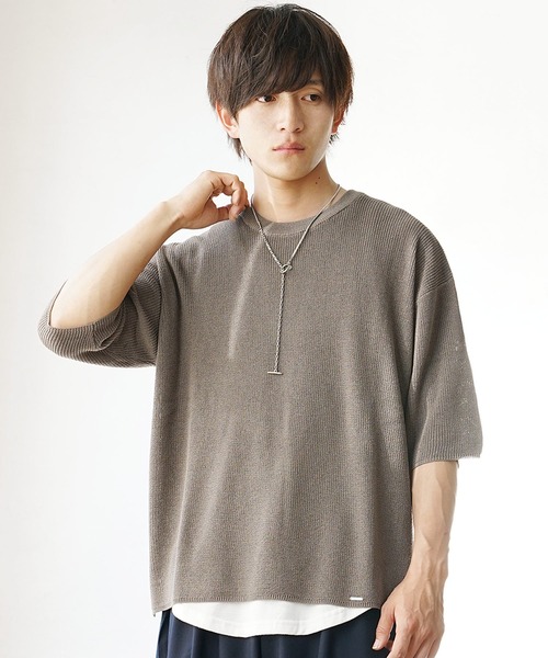 MinoriTY(マイノリティ)の「【MinoriTY】ビッグシルエットサマーニット クルーネック 5分袖/半袖 夏服 秋服 メンズ 無地 Tシャツ(ニット/セーター・メンズ・グリーン/グレイッシュベージュ/レッド/ブラック/ライトグレー・L/M/S)」の4枚目の写真