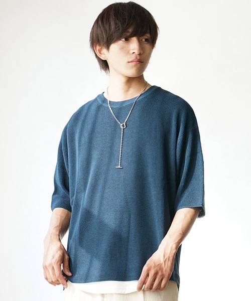 MinoriTY(マイノリティ)の「【MinoriTY】ビッグシルエットサマーニット クルーネック 5分袖/半袖 夏服 秋服 メンズ 無地 Tシャツ(ニット/セーター・メンズ・グリーン/グレイッシュベージュ/レッド/ブラック/ライトグレー・L/M/S)」の5枚目の写真
