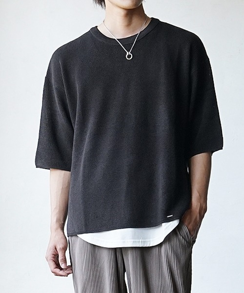 MinoriTY(マイノリティ)の「【MinoriTY】ビッグシルエットサマーニット クルーネック 5分袖/半袖 夏服 秋服 メンズ 無地 Tシャツ(ニット/セーター・メンズ・グリーン/グレイッシュベージュ/レッド/ブラック/ライトグレー・L/M/S)」の17枚目の写真