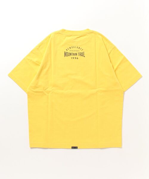 NEW BALANCE(ニューバランス)の「MT1996 グラフィックTシャツ(Tシャツ/カットソー・メンズ・イエロー/ダークグレー/ブルー・LARGE/X-LARGE/MEDIUM/SMALL)」の9枚目の写真