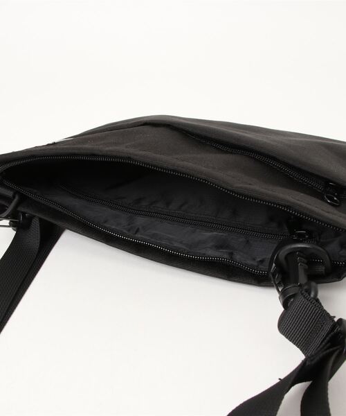 BEN DAVIS（ベンデイビス）の「《BEN DAVIS》Sacoche SHOULDER（ショルダーバッグ・メンズ・ブラック×ブラック・FREE）」の2枚目の写真