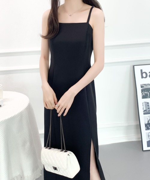 ABITOKYO(アビトーキョー)の「サイドスリットキャミワンピース(ワンピース・レディース・ブラック/ベージュ/ブラウン/カーキ・S/M)」の14枚目の写真