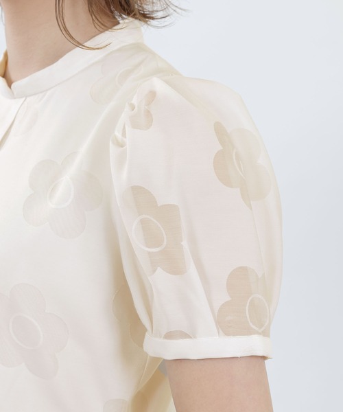 MARY QUANT ホワイト 総柄デイジーシアー ワンピース MARY QUANT ホワイト 総柄デイジーシアー ワンピース