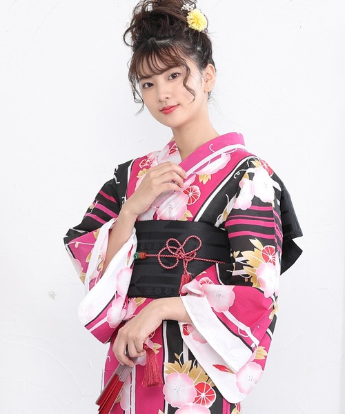 C.R.E.A.M(クリーム)の「平帯で浴衣美人に!花の昭和レトロ浴衣3点セット(浴衣・平帯・下駄)(浴衣・レディース・その他4/その他7/その他6/その他1/その他2/その他3/その他5/その他8・FREE)」の6枚目の写真