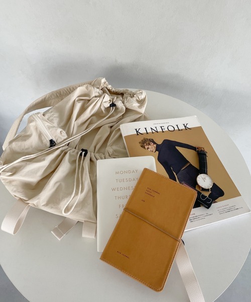 CLEA（クレア）の「ドローストリング大容量リュック（バックパック/リュック・レディース・アイボリー/ブラック/ブルー/カーキ/ベージュ/グレー・FREE）」の14枚目の写真