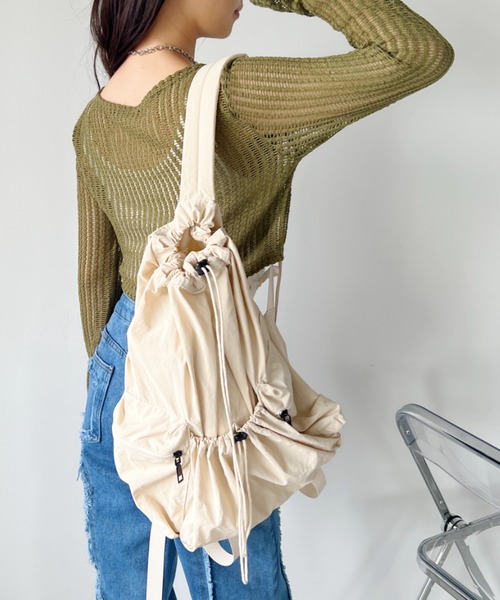 CLEA（クレア）の「ドローストリング大容量リュック（バックパック/リュック・レディース・アイボリー/ブラック/ブルー/カーキ/ベージュ/グレー・FREE）」の22枚目の写真