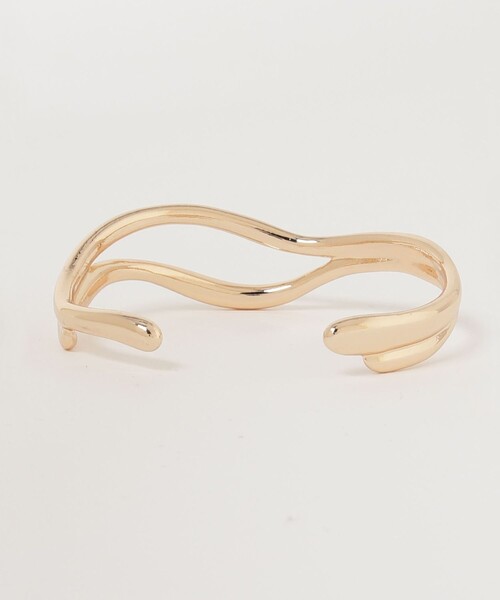 fredy emue（フレディエミュ）の「ウエーブラインメタルバングル（バングル/リストバンド・レディース・ゴールド/シルバー・FREE）」の5枚目の写真