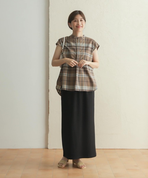 URBAN RESEARCH DOORS(アーバンリサーチドアーズ)の「『UR GREEN』リブカットストレートスカート(スカート・レディース・アイボリー/ブラック・MEDIUM)」の22枚目の写真