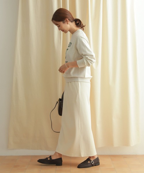 URBAN RESEARCH DOORS(アーバンリサーチドアーズ)の「『UR GREEN』リブカットストレートスカート(スカート・レディース・アイボリー/ブラック・MEDIUM)」の17枚目の写真