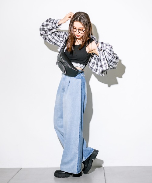 OLIVE des OLIVE(オリーブデオリーブ)の「【S/Mサイズ展開】2WAYライズワイドデニムパンツ 1032030020(デニムパンツ・レディース・ブルー/サックスブルー/スミクロ/ブルー系その他/インディゴブルー・SMALL/MEDIUM)」の17枚目の写真