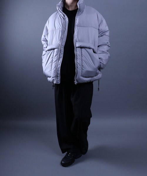 ANPAS（アンパス）の「Volume Highneck Oversized Eco Down Jacket/別注 ボリューム ハイネック オーバーサイズ  エコダウンジャケット レディース メンズ 防寒（ダウンジャケット/コート・メンズ・ライトグレー/オフホワイト/ブラック・M/L/LL）」の20枚目の写真