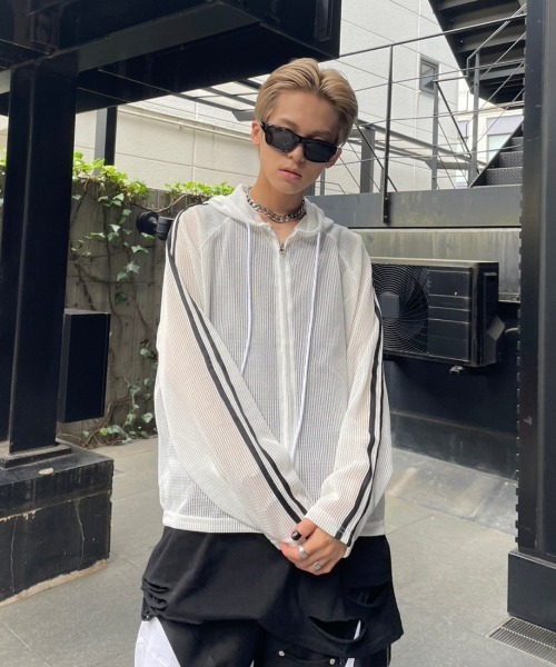 XU(エックスユー)の「ストリートファッション XU エックスユー Track Crop Mesh Hooded Zip Up オーバーサイズ ジップアップフーディ ジップパーカー メッシュトップス ライントップス(パーカー・メンズ・ホワイト/ブラック・ONE SIZE)」の9枚目の写真