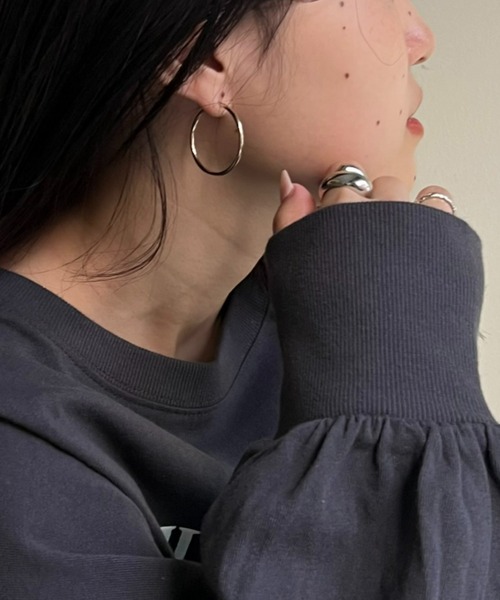 CIAOPANIC TYPY（チャオパニックティピー）の「【 lil/リル】メタルフープピアスS（ピアス（両耳用）・レディース・シルバー/ゴールド・ONE SIZE）」の2枚目の写真