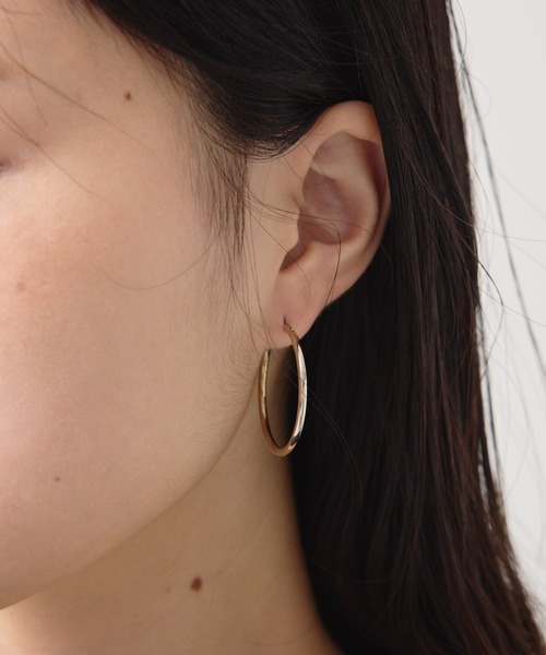 CIAOPANIC TYPY（チャオパニックティピー）の「【 lil/リル】メタルフープピアスS（ピアス（両耳用）・レディース・シルバー/ゴールド・ONE SIZE）」の4枚目の写真