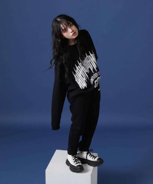 WHITELAND(ホワイトランド)の「【WEB&DEPOT限定】WHITELAND/ホワイトランド/LOGO SWEAT PANTS(その他パンツ・レディース・ホワイト/ブラック/グレー/カーキ・M/L/S)」の8枚目の写真