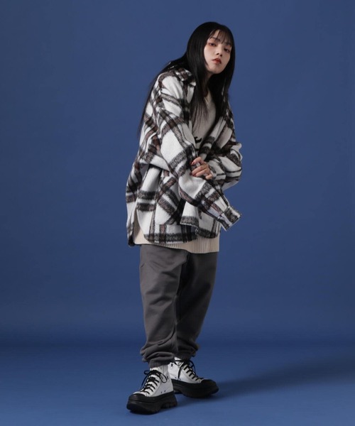 WHITELAND(ホワイトランド)の「【WEB&DEPOT限定】WHITELAND/ホワイトランド/LOGO SWEAT PANTS(その他パンツ・レディース・ホワイト/ブラック/グレー/カーキ・M/L/S)」の19枚目の写真