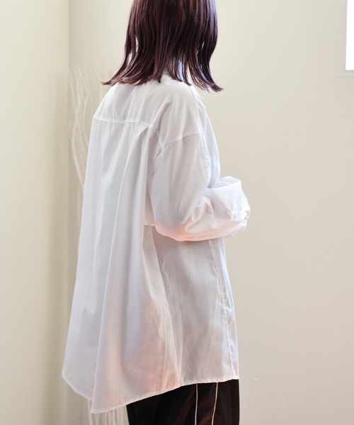 ULEULA（ウルア）の「ビックシルエットシャツ/オーバーサイズベーシックシャツ（シャツ/ブラウス・レディース・ホワイト/ブルー/ピンク/ブラック・FREE）」の10枚目の写真