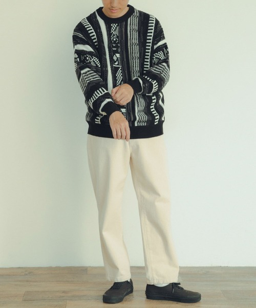 ITEMS URBANRESEARCH（アイテムズ アーバンリサーチ）の「マルチジャカード クルーネックニット（ニット/セーター・メンズ・アイボリー/ネイビー/ブラック/グリーン・MEDIUM/LARGE）」の12枚目の写真
